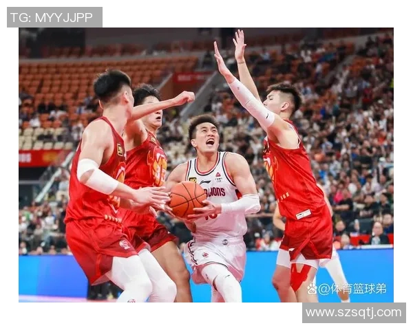 广州篮球队技术揭秘:从战术到训练的全方位分析与探讨 广州篮球队技术揭秘:从战术到训练的全方位分析与探讨